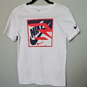 Nike Boy's Short Sleeve White and Red Graphic Tee Large